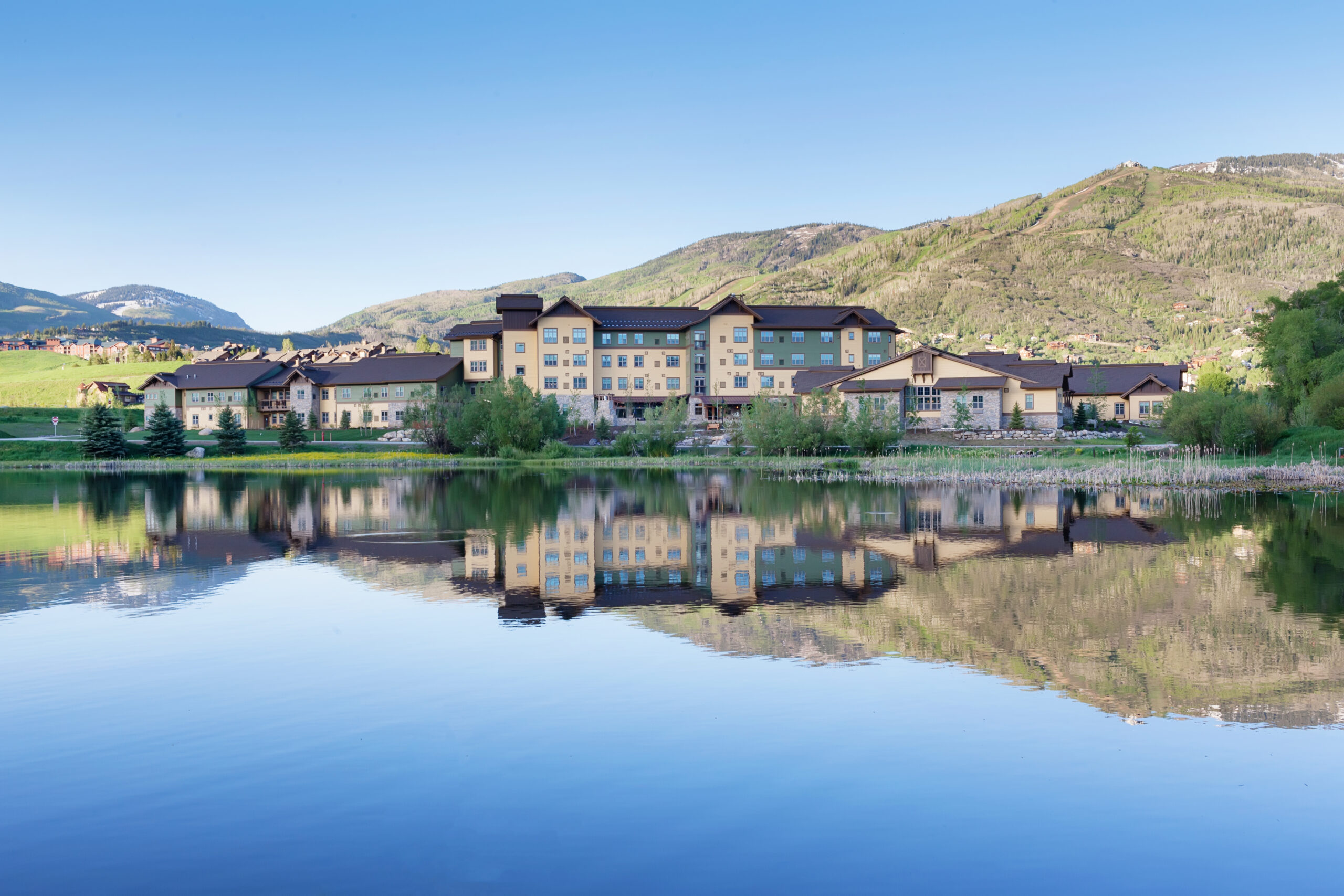 Community with lake reflection 2014-06-16 09.50.18